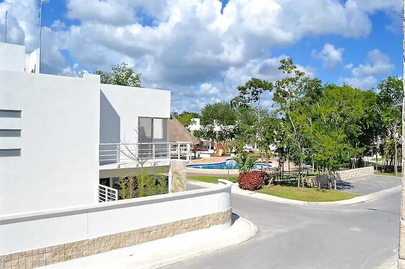 Grande Y Hermosa Casa En Residencial Bali Hotel Playa del Carmen