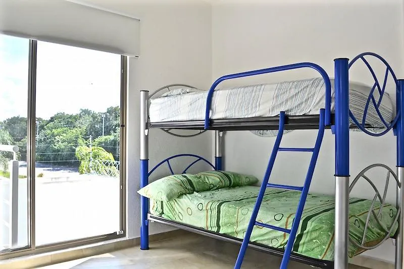 Grande Y Hermosa Casa En Residencial Bali Hotel Playa del Carmen