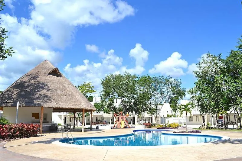 Grande Y Hermosa Casa En Residencial Bali Hotel Playa del Carmen 0*,